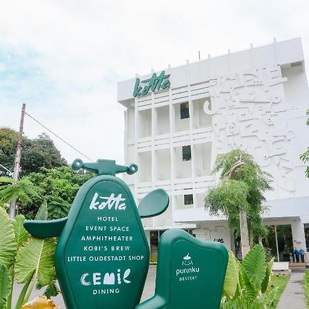 Kotta Hotel Semarang Eksteriør bilde